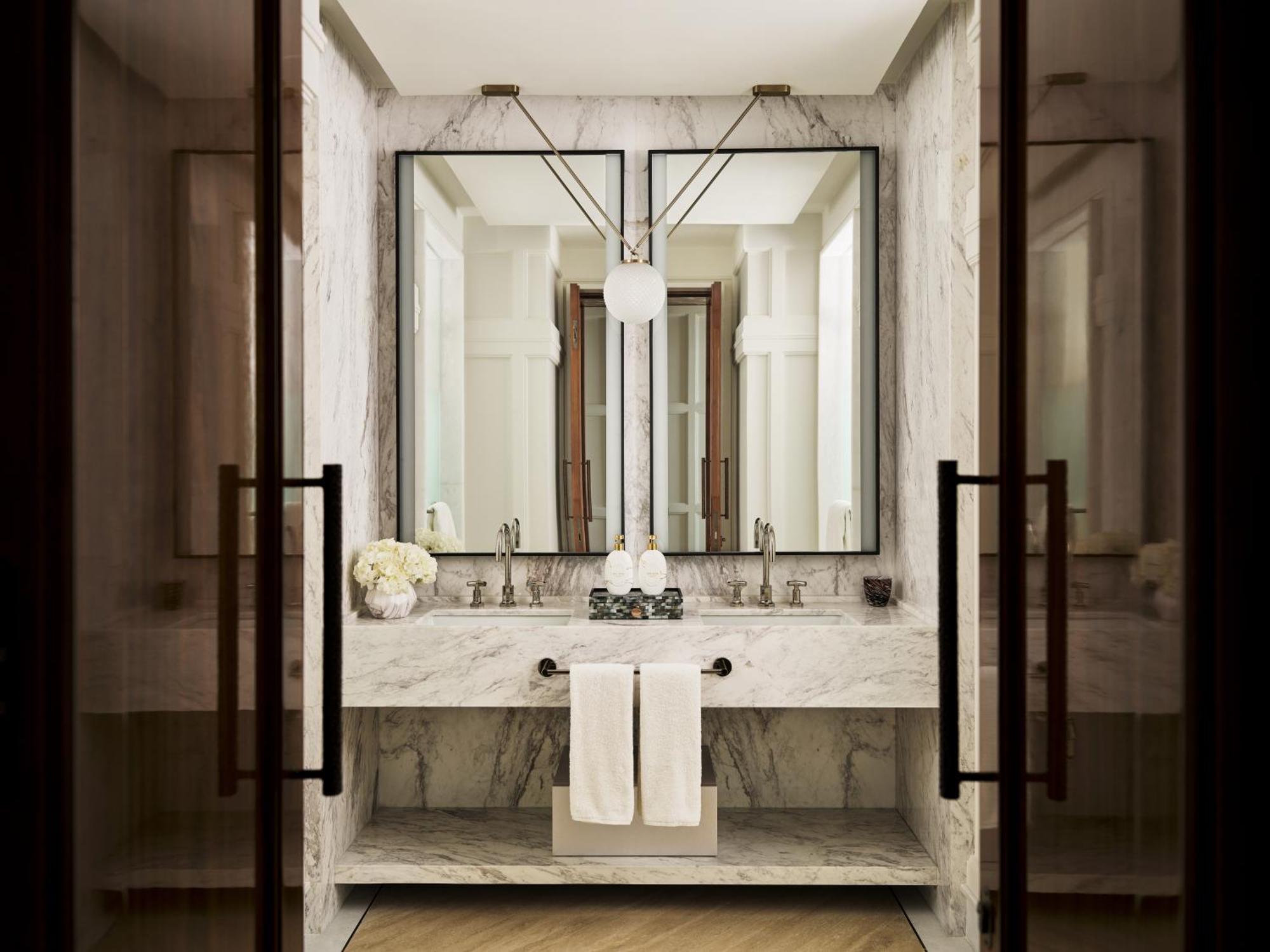 Horizon Room
